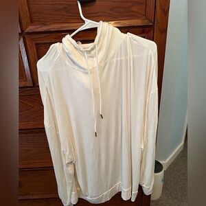 Womens XL Fabletics tunic top